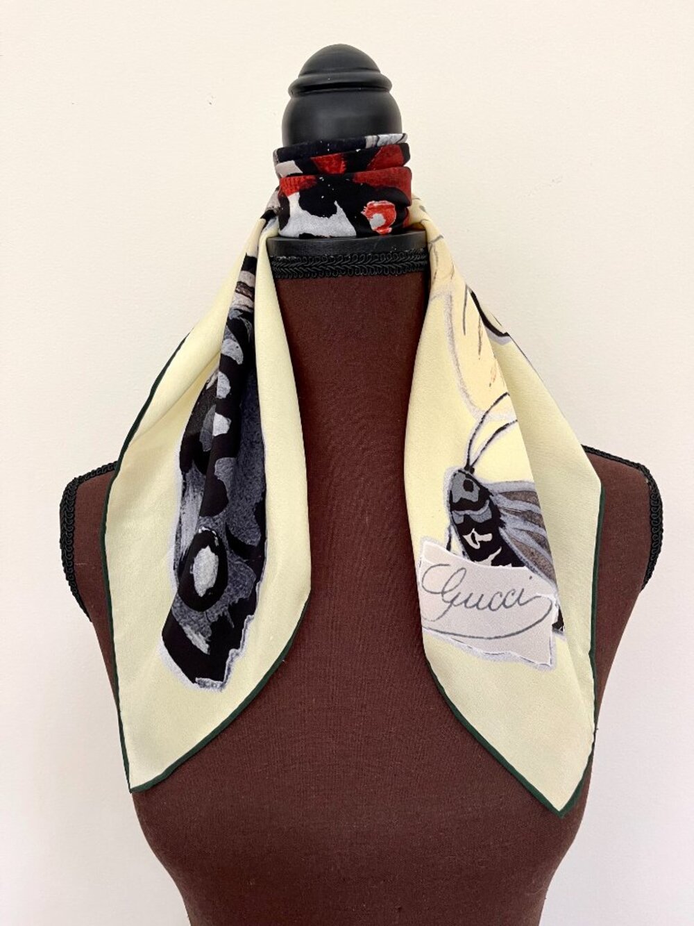 Display #3 Gucci Scarf Kris Knight Butterfly Floral Butter Yellow Silk NWT